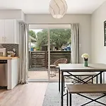 Charming South Austin 2 Bedroom Home