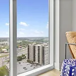 Luxe Condo In Downtown Austin