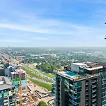 Luxe Condo In Downtown Austin