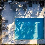 Blueground Gateway Pool Gym Close To Shops Atx-252