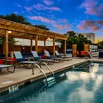 Chic Urban Retreat North Lamar