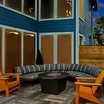 Chic Urban Retreat North Lamar