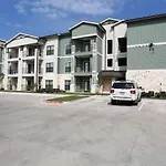 Landing At Bridge At Southpark Meadows - 1 Bedroom In Slaughter Creek