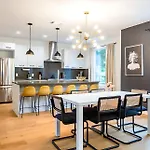 Eastside House Supreme Downtown 6 Min Drive
