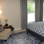 3Br Pet Friendly Home With Big Yard