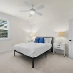 Zilker Farmhouse With Private Pool - Evie!