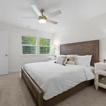 South Austin Home With A Pool