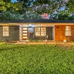 Austin Getaway - 1709