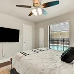 The Flamingo 103 L Pool L Sleeps 5 L 65 Smart Tv