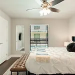 The Flamingo 103 L Pool L Sleeps 5 L 65 Smart Tv