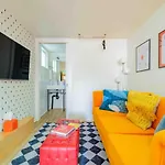 Unique Vintage Vibes - Cozy Tiny Home Close To Ut