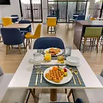 Comfort Suites Austin Airport
