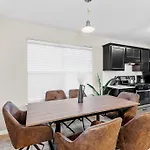 Beautiful Space - Nice Yard - 10 Min From Dt