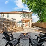 Luxury Farmhouse - 10 Min From Dt - Sleeps 10
