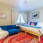 Chic Deluxe Studio-Pet Friendly-10 Min To Dt