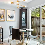 Charming South Lamar Hideaway - Near Zilker & Soco