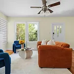 Retro Vibes & Zilker Views - Music House By Zilker