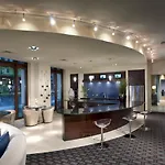Blueground Downtown 2Bd Apartment Atx-284