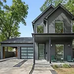 New 4 Bdrm I Heated Pool Prime Location Mins To Dt