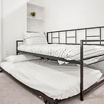 Luxurious New Unit 1Bd1Ba Pool Golf Sim