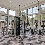 Landing At Bridge At Southpark Landing - 1 Bedroom In South Austin