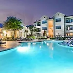 Landing At Bridge At Southpark Landing - 1 Bedroom In South Austin