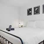 Brand New Unit, 5 Min To Downtown Austin