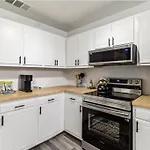 Artist Retreat By Soco - Sleeps 6 - Free Parking
