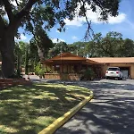 Walnut Forest Motel