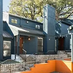 2Br Gem Heart Of Dt Soco Zilker Petsok With Parking