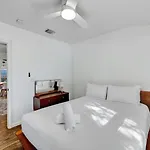 Walk To E. Austin Hotspots 2Br 1Ba W Parking Dog-Friendly By Austin Vacay