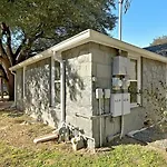 Walk To E. Austin Hotspots 2Br 1Ba W Parking Dog-Friendly By Austin Vacay