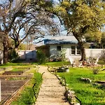 Modern 1Br Home On An Eco Farm Great Location