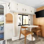 Modern 1Br Home On An Eco Farm Great Location