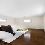 Cozy Tiny Home On An Eco Farm Huge Yard