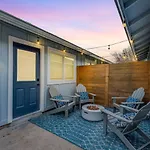 South Austin Bachelorette Hideaway - Sleeps 8