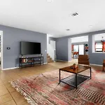 Luxury, Fire Pit Sleeps 15 - Gameroom - Formula 1