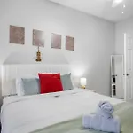 Cozy 2B 2B-Pool Heart Of Austin