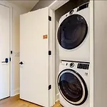 Austin Downtown Condo - 1Br Lakeview 23Rd-Floor