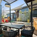 Luxury Compound In South Lamar