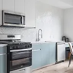 Upstay Newly Renovated Modern Apartment Near Soco