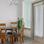 Luxury Apartments Near Airport