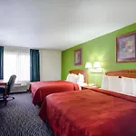 Quality Inn & Suites Airport