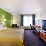 Quality Inn & Suites Airport