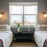 Spacious 3Br/3Ba Minutes From Dt By Domio