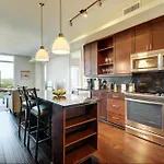 214 Barton 1Br 2Br