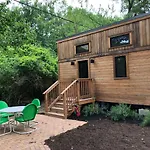 Austin\'S Original Tiny Home Hotel/ Oak Forest
