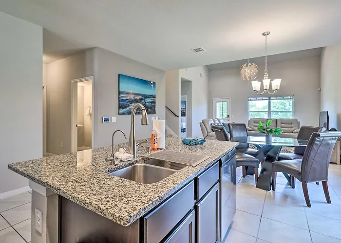 Relaxing Austin Abode