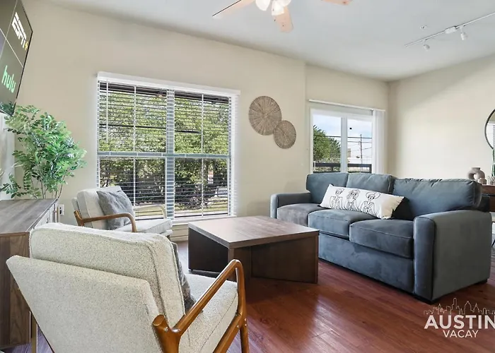Fully Equipped W Stylish Design And Free Parking