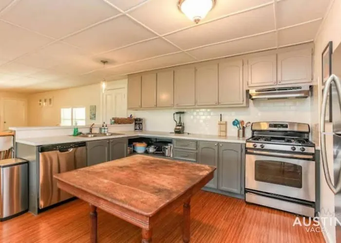Retreat To The Outdoors With Colorado River Access